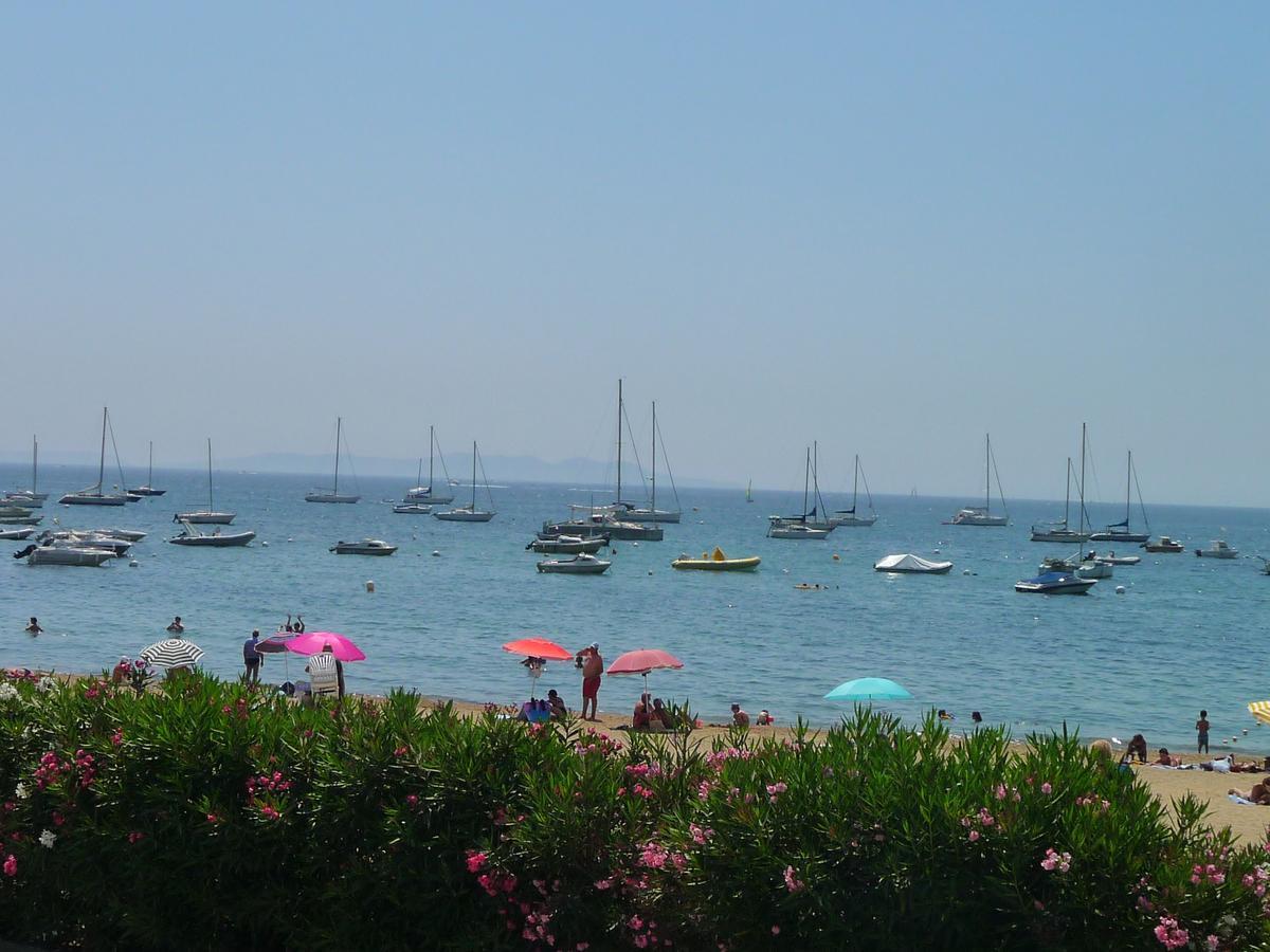 Villa L'Ensoleillade La Londe-les-Maures Εξωτερικό φωτογραφία